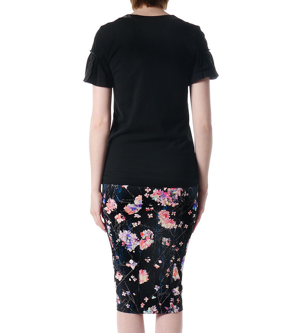 Sacai Luck Black T-Shirt with Ruffle Sleeves Sacai Luck Black T-Shirt with Ruffle Sleeves