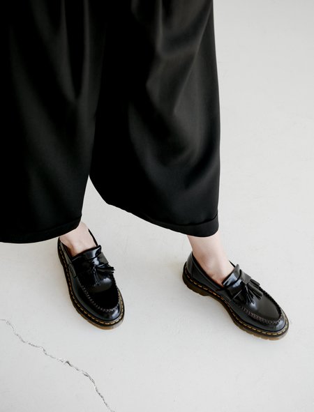 dr martens adrian tassel loafers in burgundy
