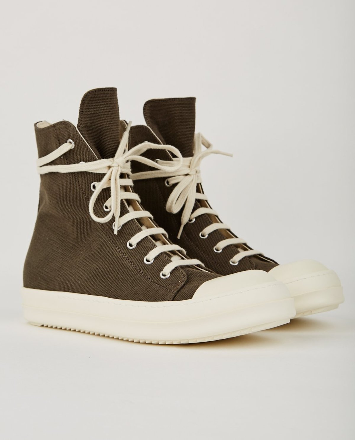 Rick Owens RAMONE HIGH TOP SNEAKER 