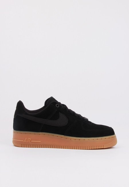nike air force 1 07 se black gum