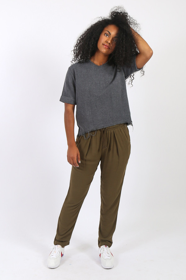 Black Crane Wide Top Black Crane Wide Top