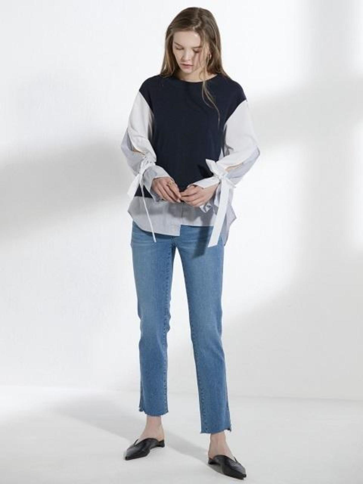 CLUE DE CLARE Slit Sleeve Sweatshirt 