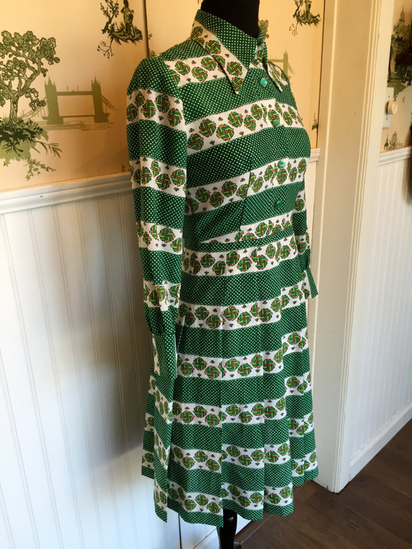 Vintage 60's Japanese Mad Men Graphic Pattern Dress 70's polka dot detail and print pattern size small medium Vintage 60's Japanese Mad Men Graphic Pattern Dress 70's polka dot detail and print pattern size small medium