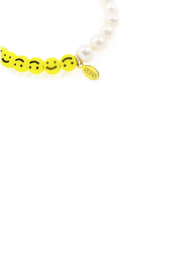Nektar de Stagni Smiley Face & Pearl Bracelet Nektar de Stagni Smiley Face & Pearl Bracelet