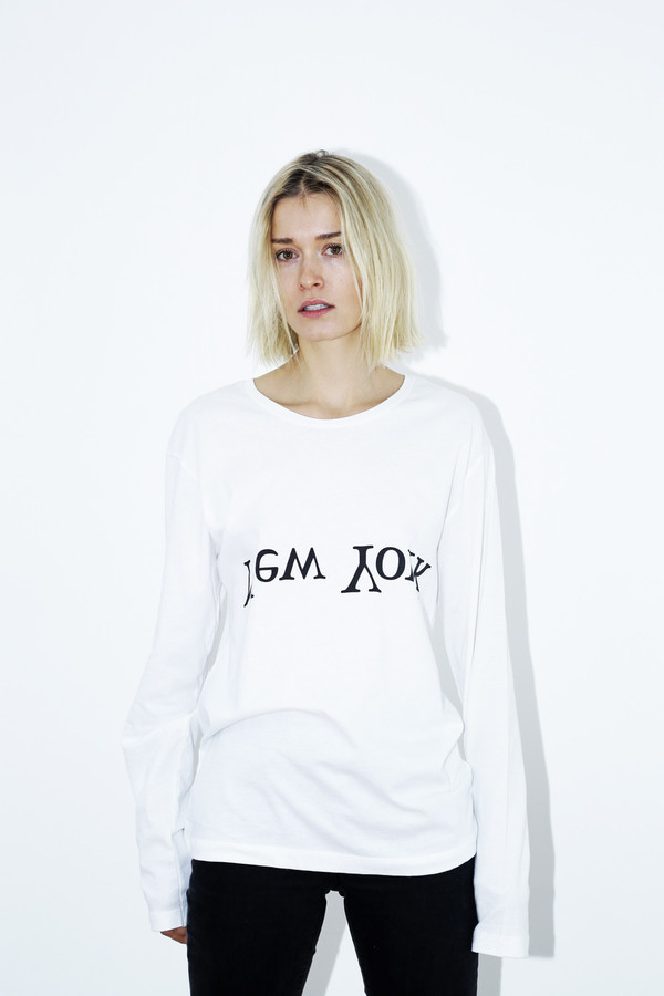 Unisex Assembly White Long-sleeved Logo T-shirt Unisex Assembly White Long-sleeved Logo T-shirt