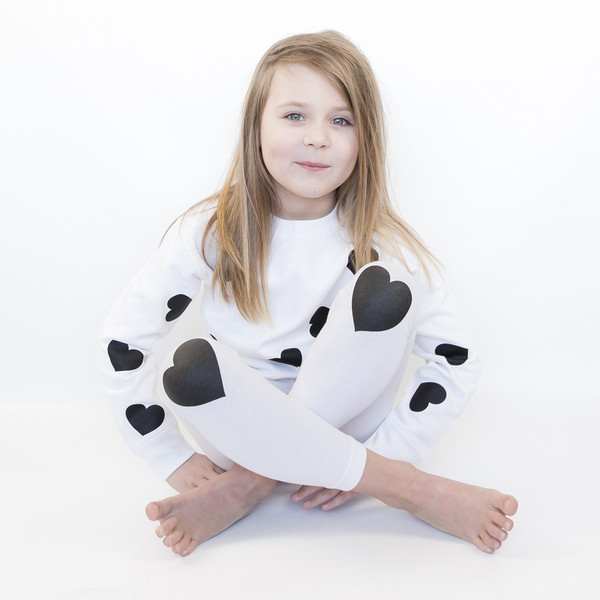 HUGO LOVES TIKI BLACK HEART SWEAT HUGO LOVES TIKI BLACK HEART SWEAT