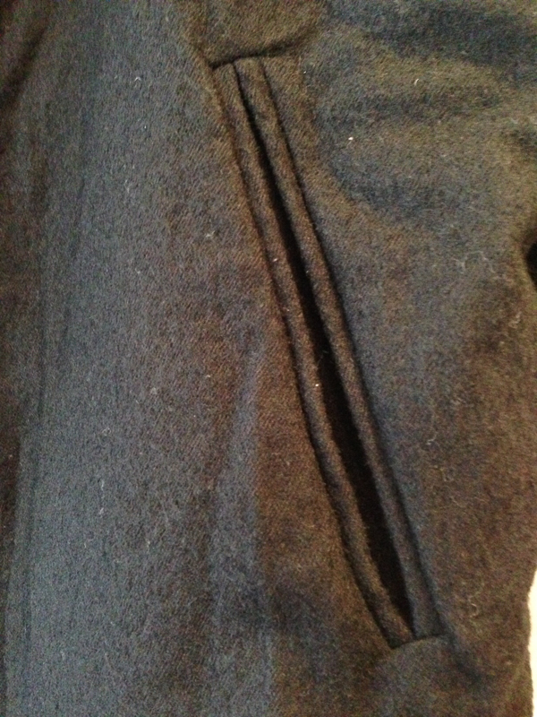 BLACK CRANE reversible poncho BLACK CRANE reversible poncho