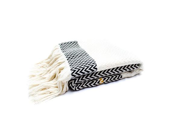 Mandal Veveri Sunnmøre Bunad Blanket Mandal Veveri Sunnmøre Bunad Blanket