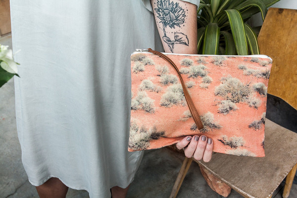 Lee Coren Nevada Flat Clutch Lee Coren Nevada Flat Clutch