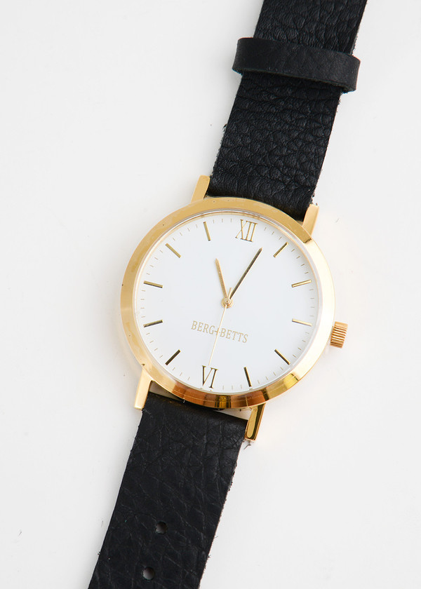 Berg + Betts Gold Round Watch in Black Berg + Betts Gold Round Watch in Black
