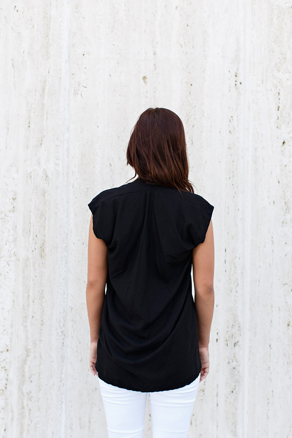 GRATITUDE COLLECTION Black Everyday Top, Silk GRATITUDE COLLECTION Black Everyday Top, Silk