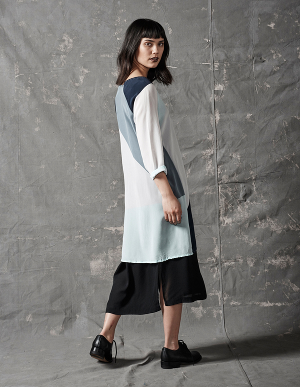 ALI GOLDEN RAGLAN DRESS - BLUES ALI GOLDEN RAGLAN DRESS - BLUES