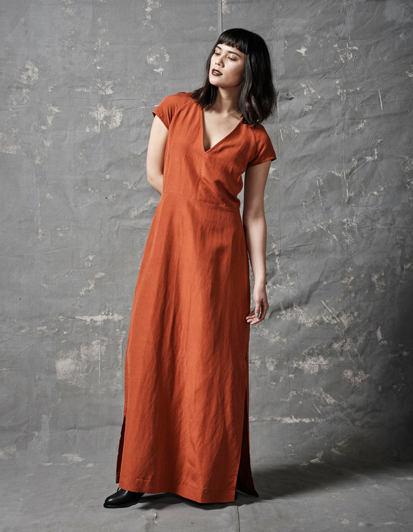 ALI GOLDEN V-NECK MAXI DRESS - BLUE ALI GOLDEN V-NECK MAXI DRESS - BLUE