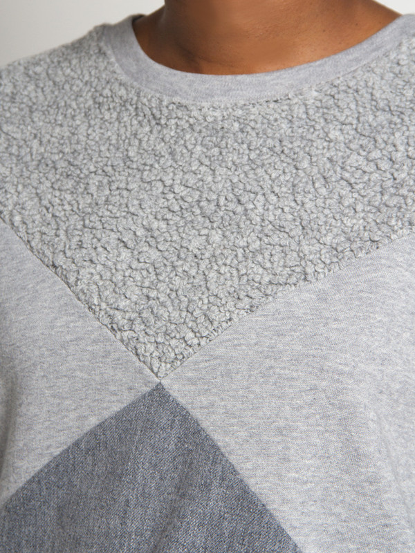 Reality Studio Jonni Pullover Reality Studio Jonni Pullover