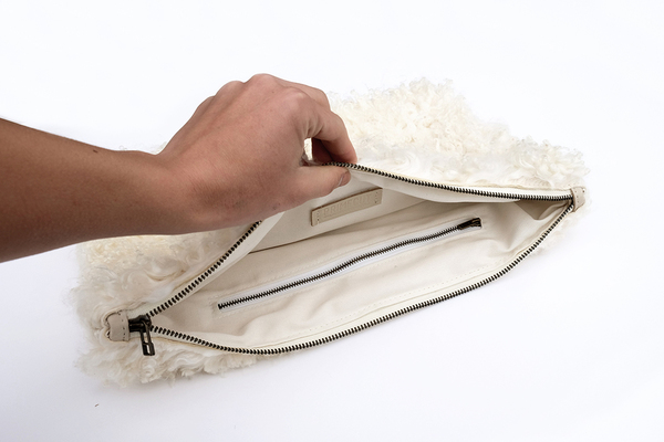 Primecut CREAM CURLY SHEEP OVERSIZED CLUTCH Primecut CREAM CURLY SHEEP OVERSIZED CLUTCH