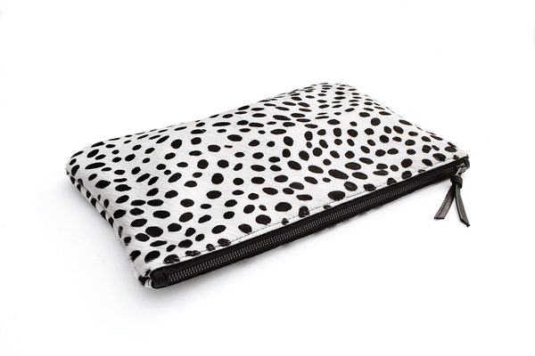 Primecut SPOTTED OVERSIZED CLUTCH Primecut SPOTTED OVERSIZED CLUTCH