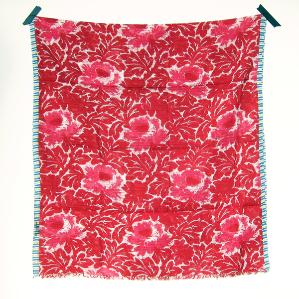 Épice red flower scarf Épice red flower scarf