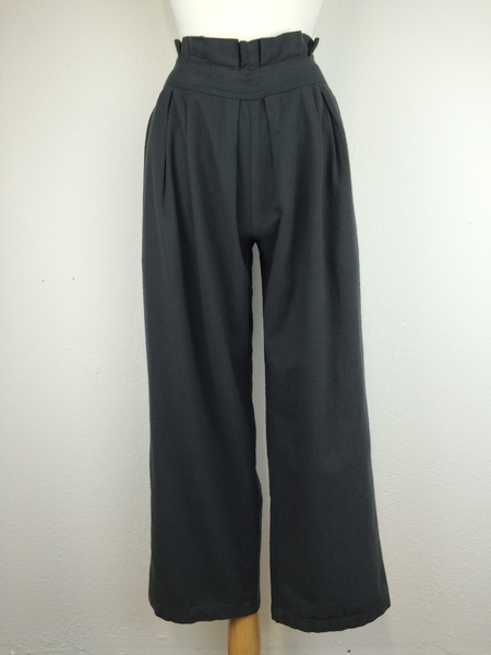 Black Crane Pleats Pant Black Crane Pleats Pant