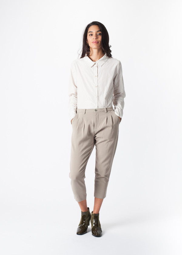 Tuck Pants Tuck Pants