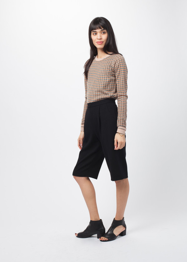 Amelia Toro Wool Crepe Bermuda Short Amelia Toro Wool Crepe Bermuda Short