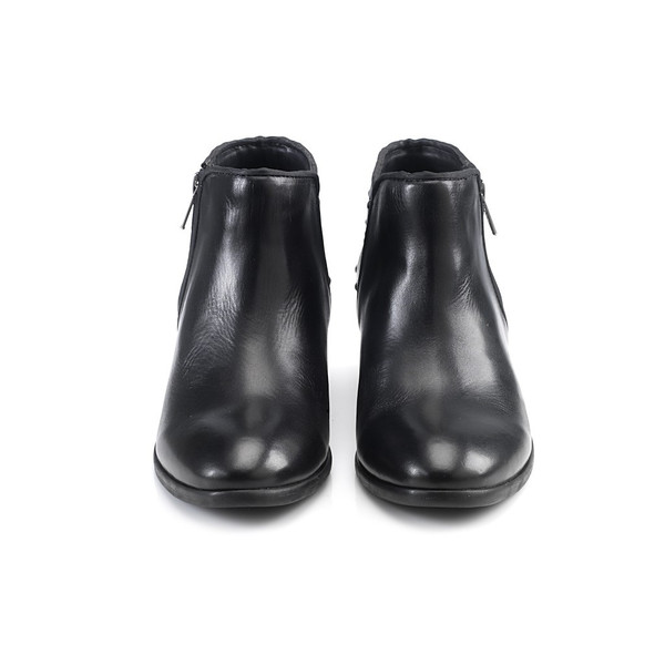 Artemisia Luna Black Leather Ankle Boots Artemisia Luna Black Leather Ankle Boots