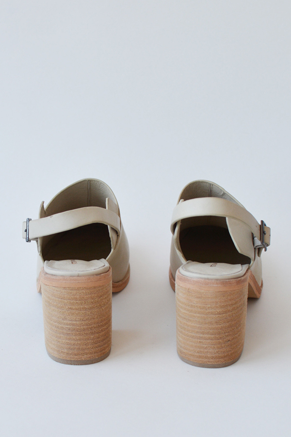 Intentionally Blank Honcho Mule Intentionally Blank Honcho Mule