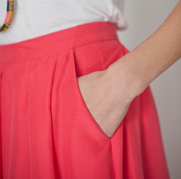 Funktional Uneven Skirt Funktional Uneven Skirt