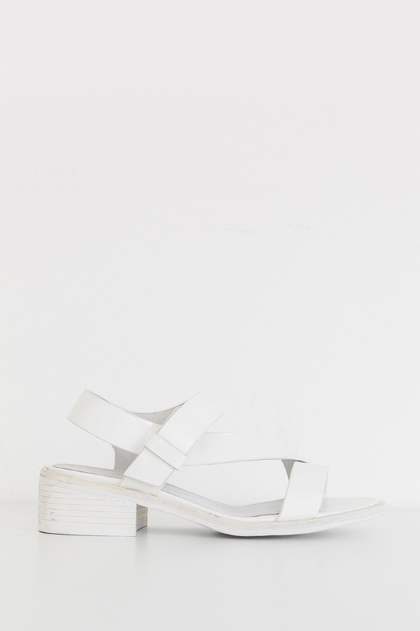 Intentionally Blank Box Leather Emmit Sandal - White Intentionally Blank Box Leather Emmit Sandal - White
