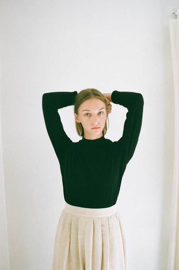 Han Starnes Long-Sleeve Jersey Top - Black Han Starnes Long-Sleeve Jersey Top - Black