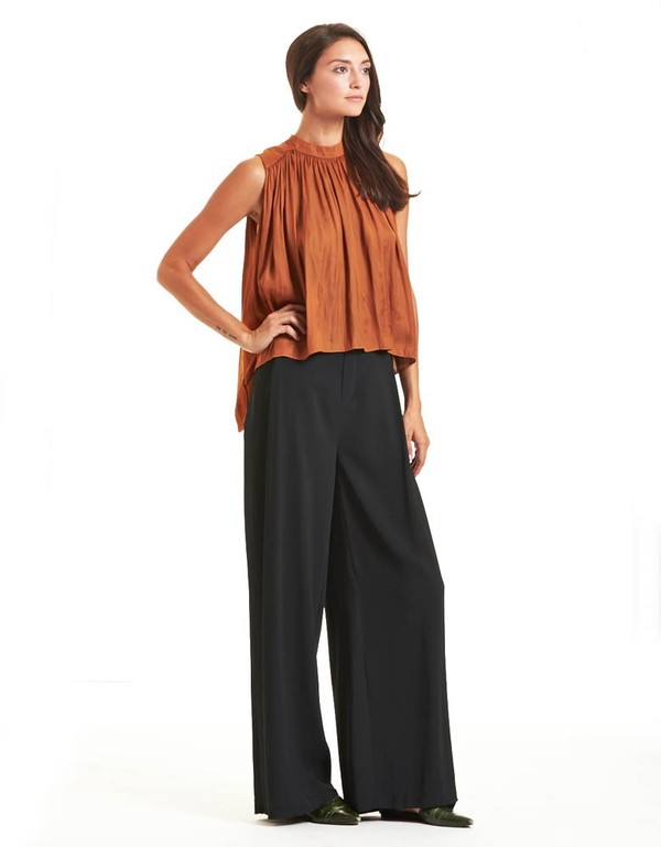 MORGAN CARPER ARIA SHIRRED SLEEVELESS TOP MORGAN CARPER ARIA SHIRRED SLEEVELESS TOP
