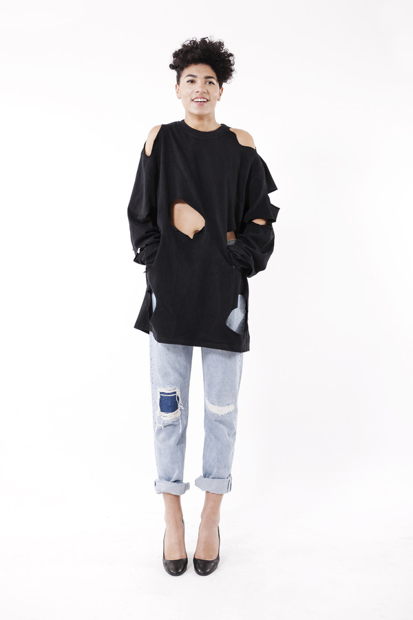 Ikumi Tattered Long Tee (Black) Ikumi Tattered Long Tee (Black)