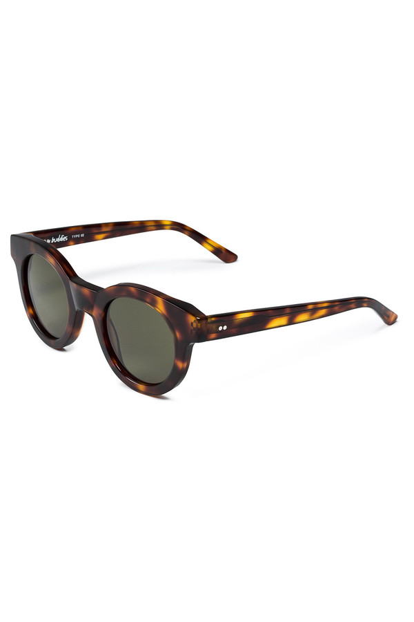 Sun Buddies Type 02 Edie (Brown Tortoise) Sun Buddies Type 02 Edie (Brown Tortoise)