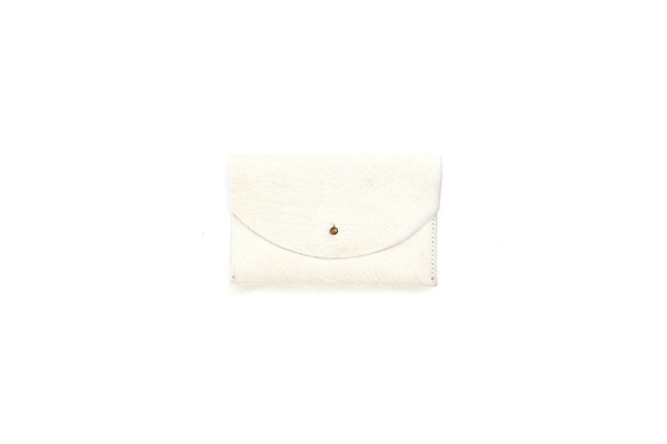 Primecut NATURAL WHITE PASSPORT CLUTCH Primecut NATURAL WHITE PASSPORT CLUTCH