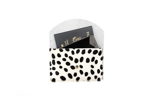 Primecut BLACK LEATHER PASSPORT CLUTCH Primecut BLACK LEATHER PASSPORT CLUTCH