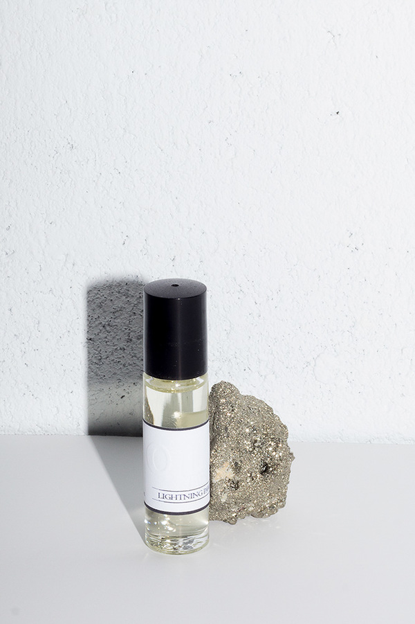 OLO LIGHTNING PAW PERFUME OLO LIGHTNING PAW PERFUME