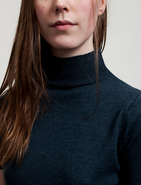Sunspel Merino Short Sleeve Funnel Neck Sunspel Merino Short Sleeve Funnel Neck