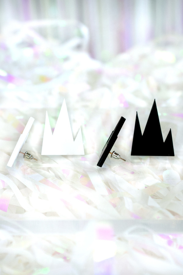 R/H STUDIO Mountain Earrings R/H STUDIO Mountain Earrings