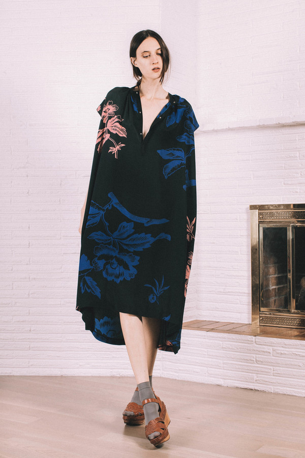 Kate Towers Day Dress - black floral Kate Towers Day Dress - black floral