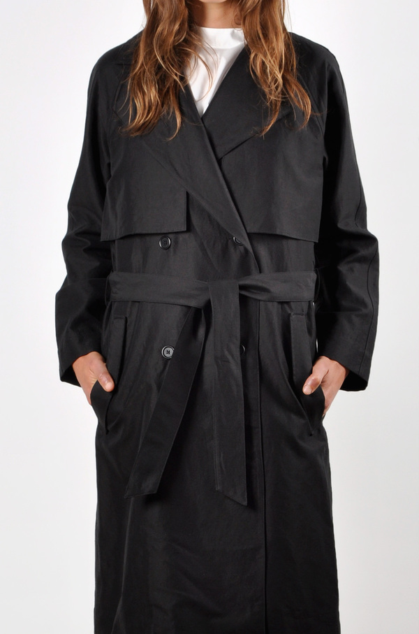 Waltz Oversized Trench Coat in Black Linen/Cotton Twill Waltz Oversized Trench Coat in Black Linen/Cotton Twill
