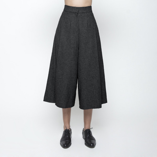 7115 by Szeki Wool Culottes 7115 by Szeki Wool Culottes