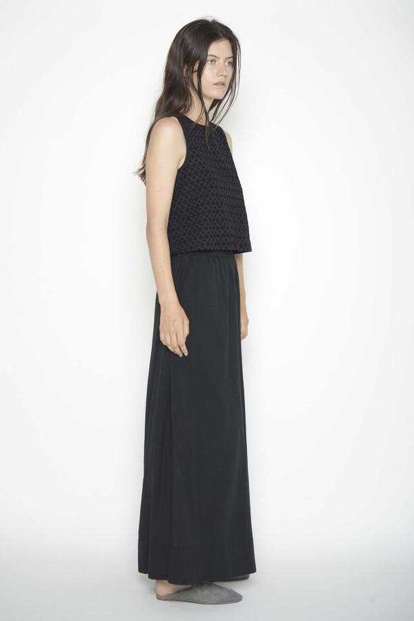 Namche Bazaar Keyhole Back Embroidered Shell Namche Bazaar Keyhole Back Embroidered Shell