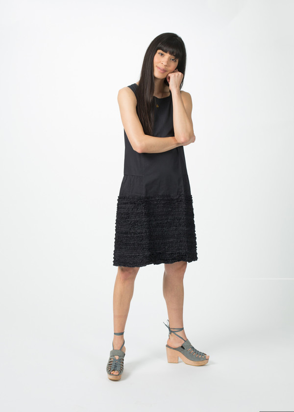 Dosa Simple Ruffle Dress Dosa Simple Ruffle Dress