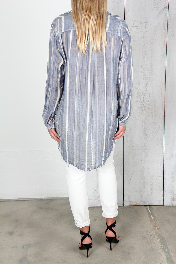 RAQUEL ALLEGRA BLUE STRIPE GAUZE HENLEY RAQUEL ALLEGRA BLUE STRIPE GAUZE HENLEY