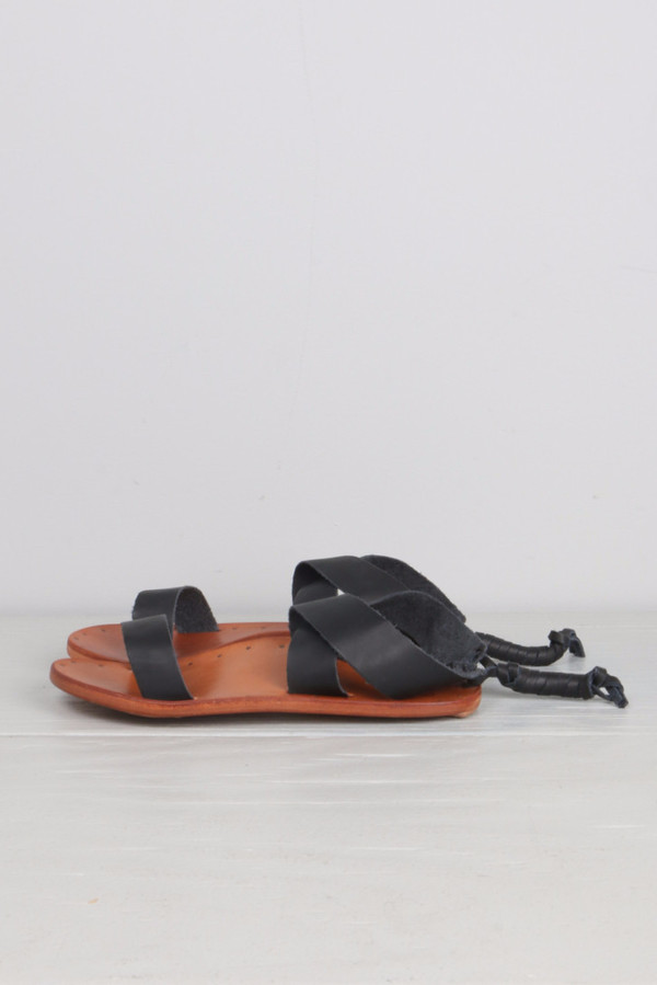 Been Cardinal Sandal Black Been Cardinal Sandal Black