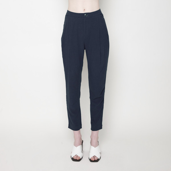 7115 by Szeki Signature Linen Gathered Trouser - Navy 7115 by Szeki Signature Linen Gathered Trouser - Navy