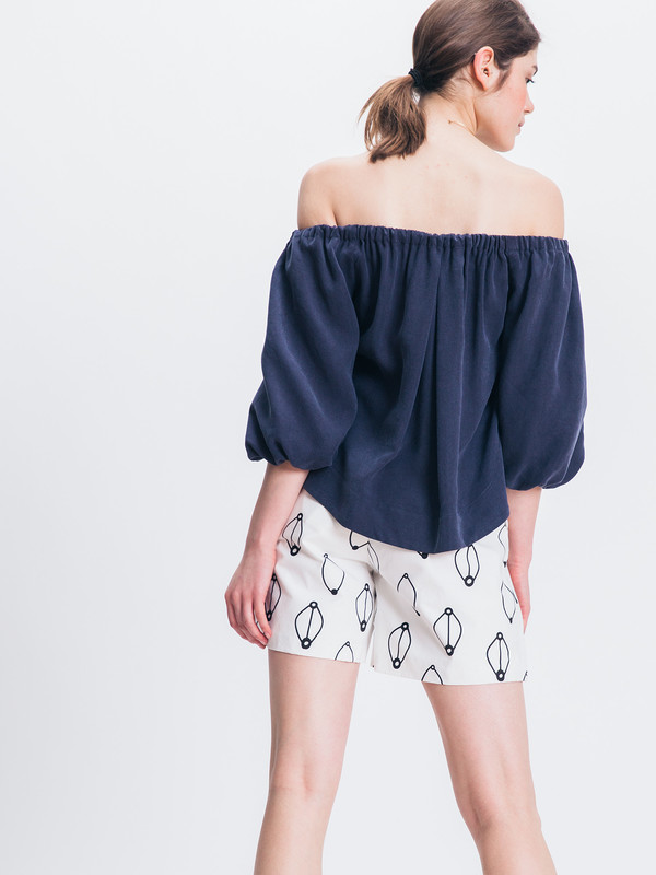 WHiT BALLOON BLOUSE WHiT BALLOON BLOUSE
