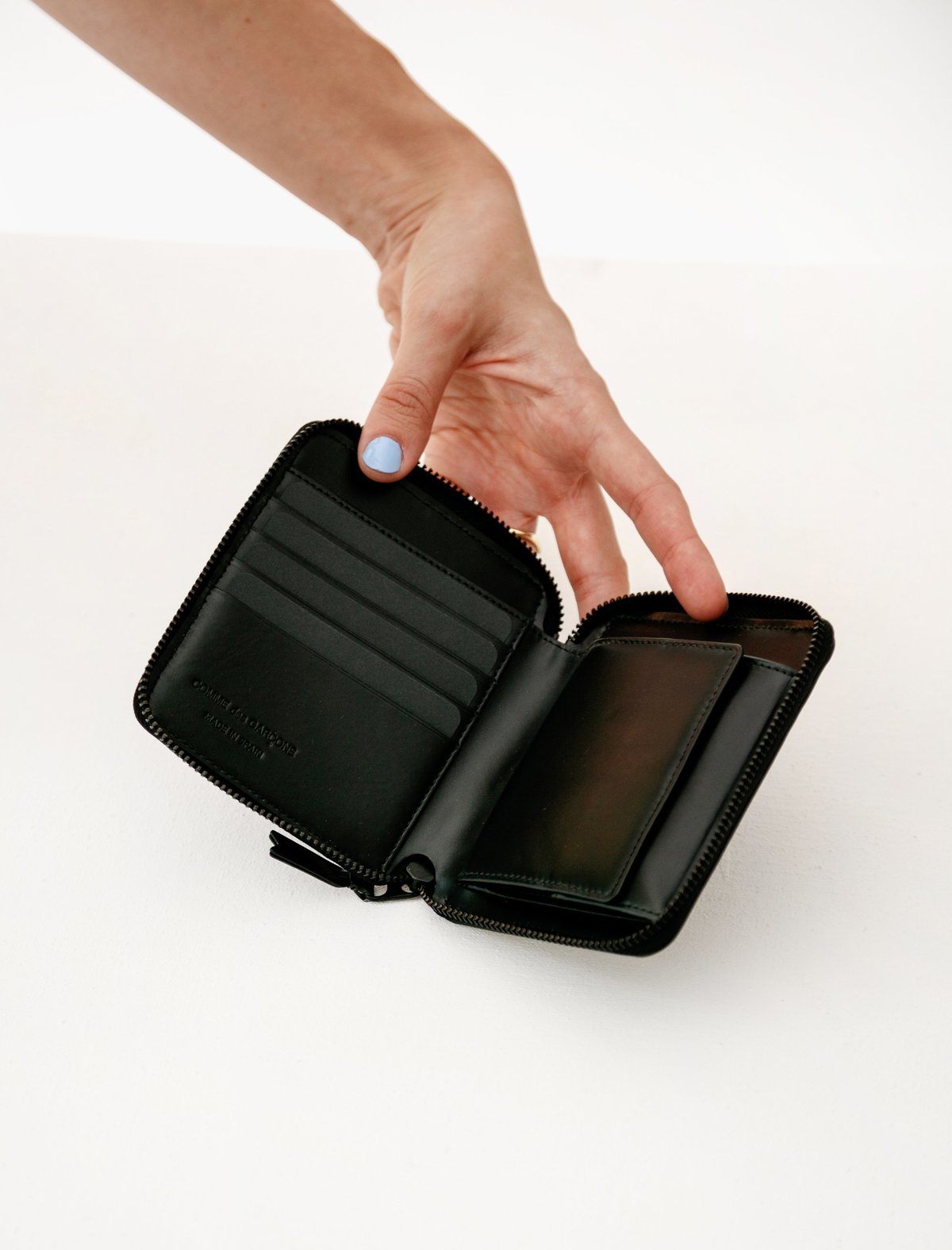 comme des garcons very black wallet