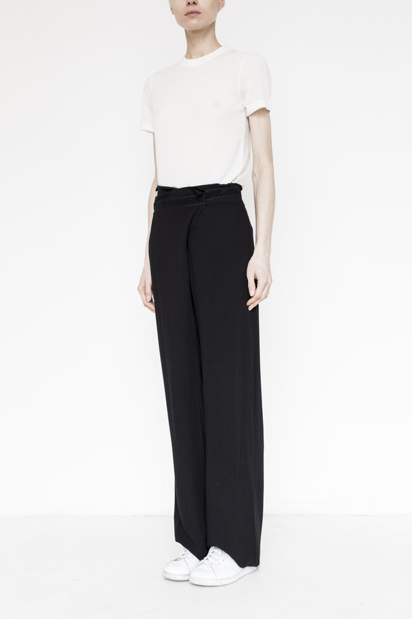 Assembly Crepe Simple Pant Assembly Crepe Simple Pant