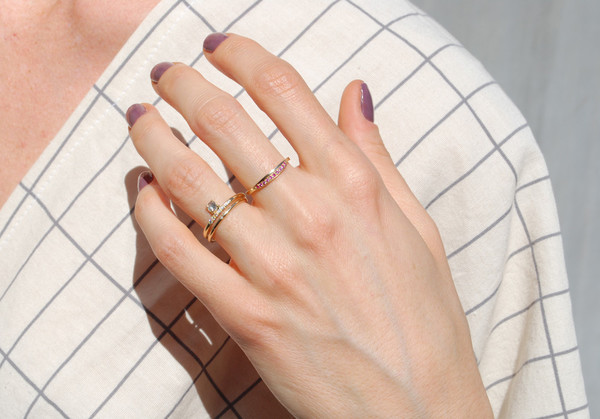 Quarry - Trouve - Pink Sapphires Quarry - Trouve - Pink Sapphires