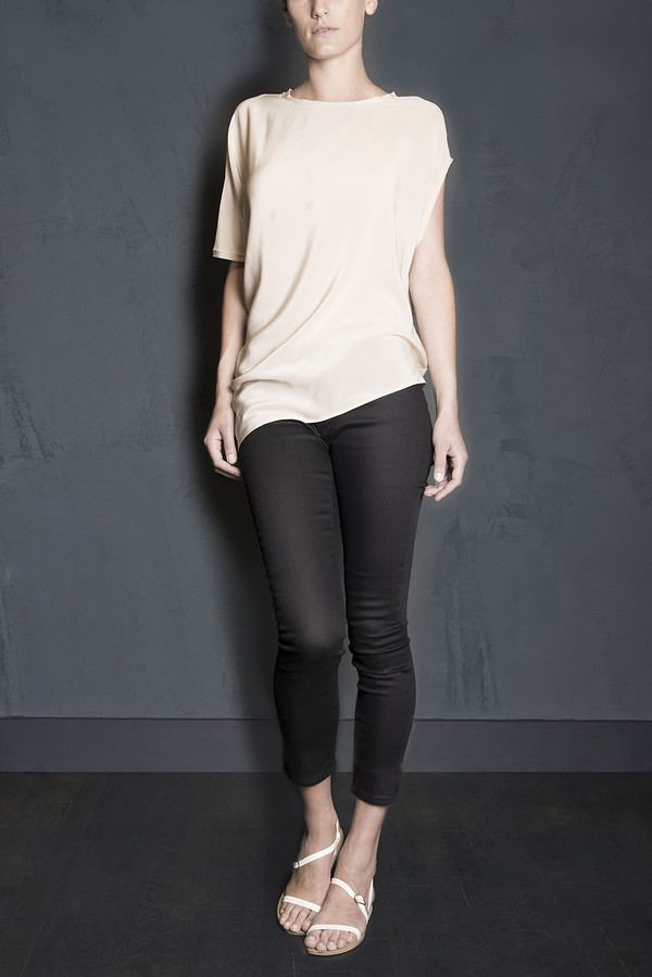 Asymmetric Sleeveless Blouse Asymmetric Sleeveless Blouse